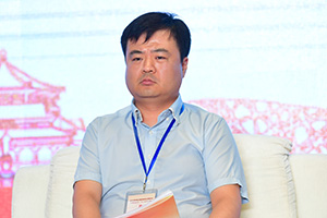 中工网总编辑助理 冯裕