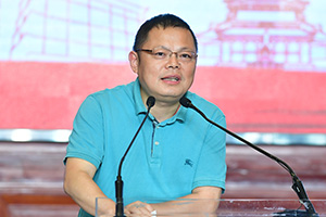 浙江在线副总经理兼副总编辑 俞斌